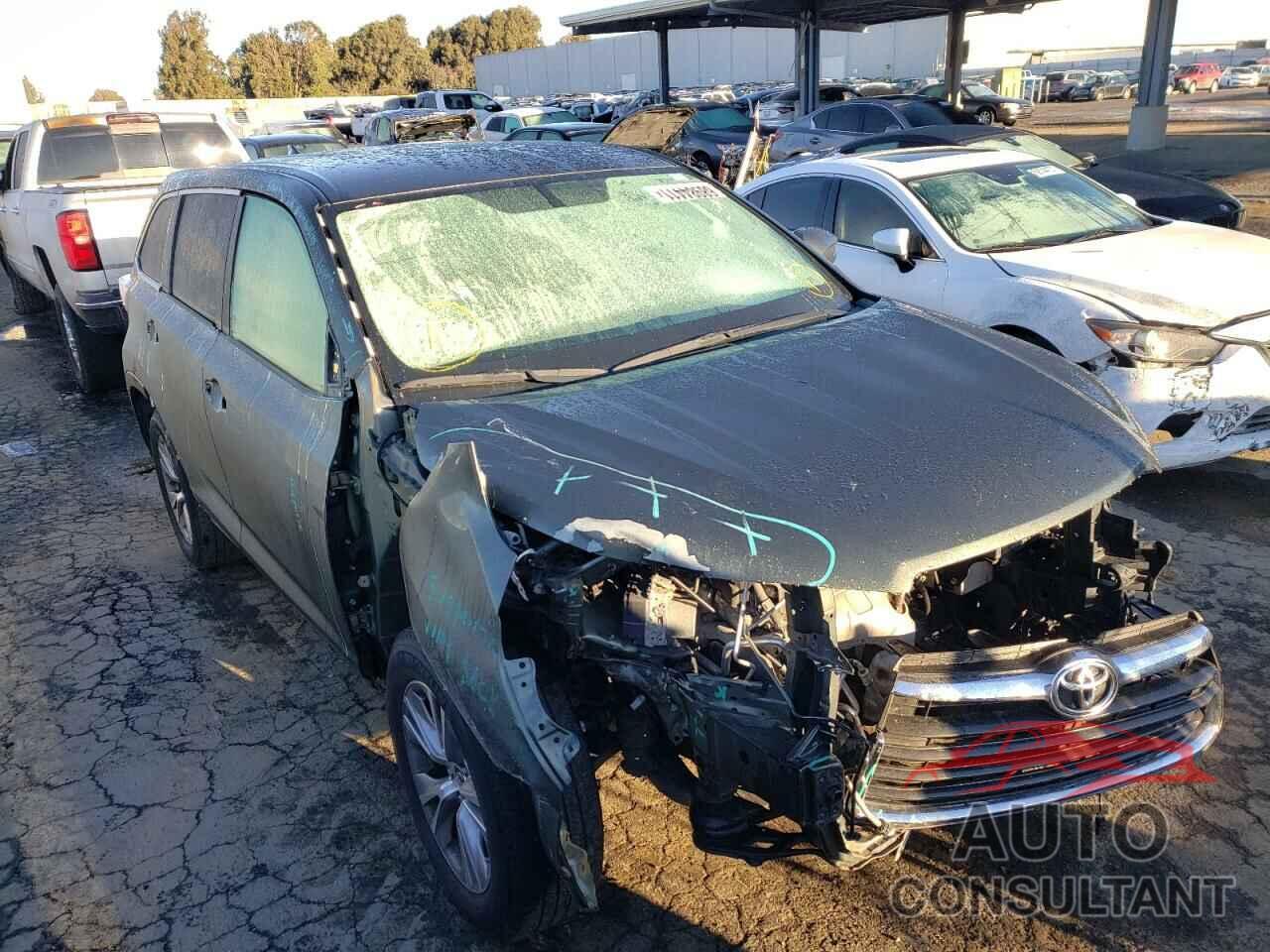 TOYOTA HIGHLANDER 2016 - 5TDZKRFH5GS161504