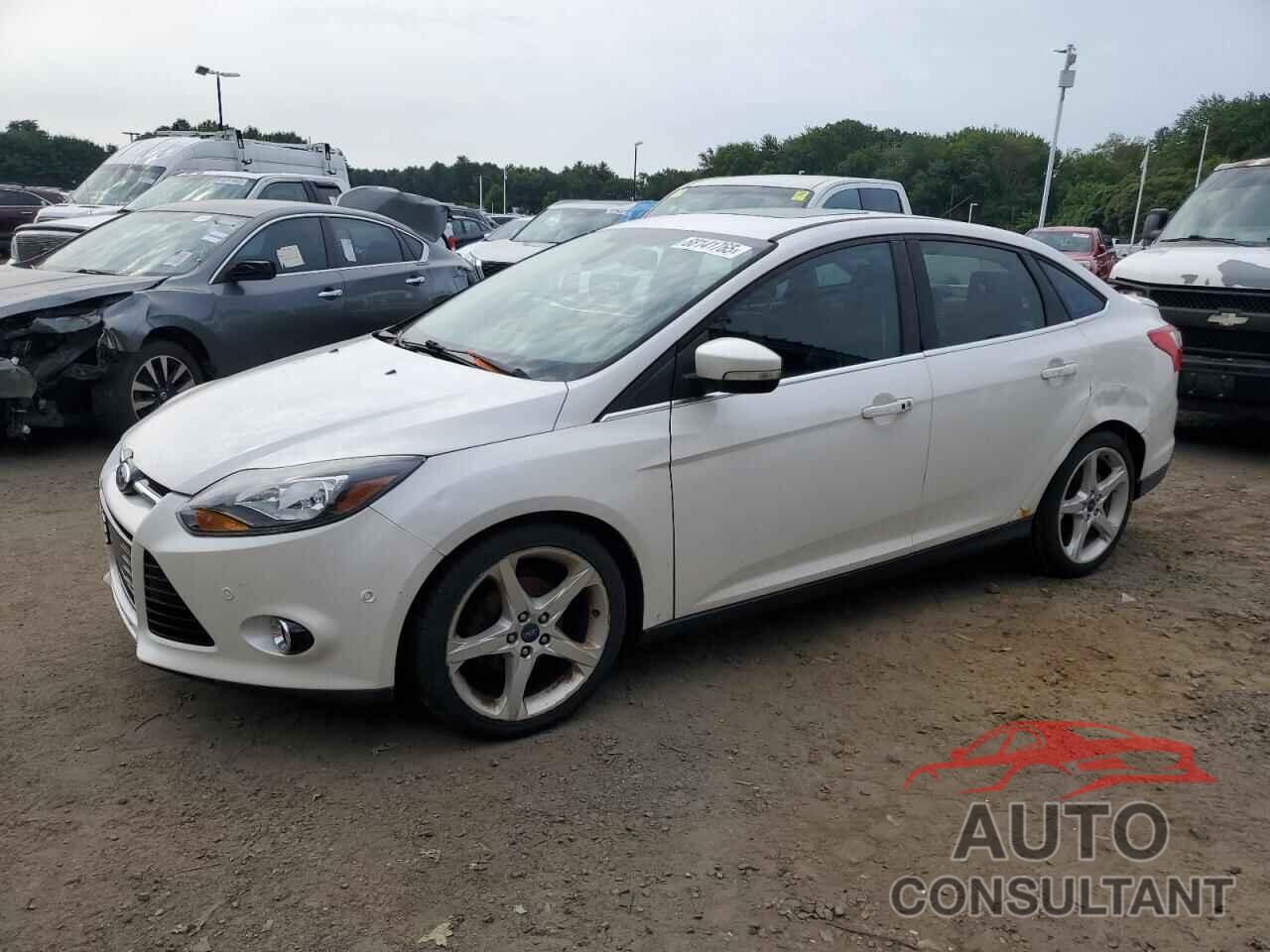 FORD FOCUS 2012 - 1FAHP3J22CL160356