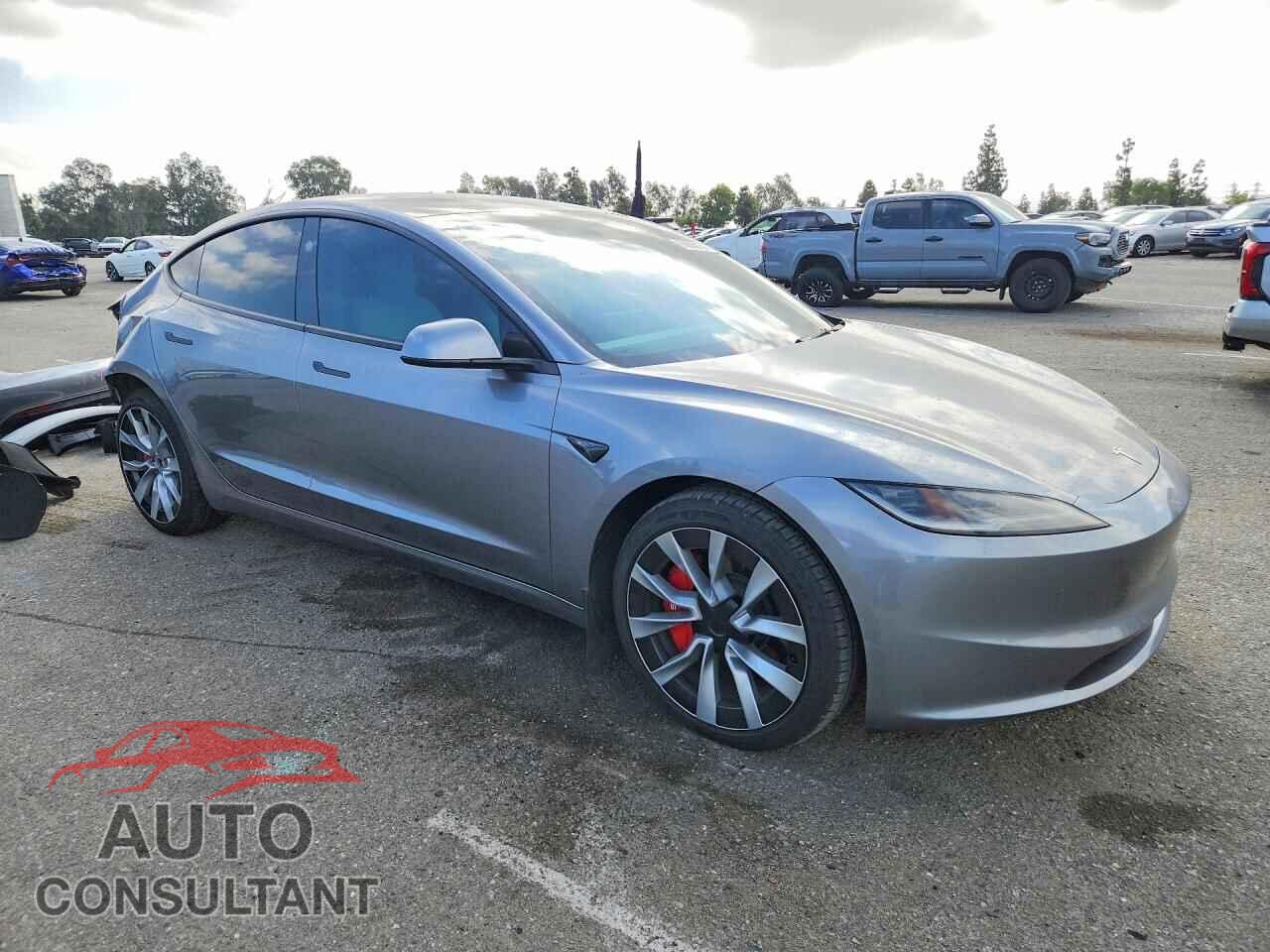 TESLA MODEL 3 2025 - 5YJ3E1EA2SF018445