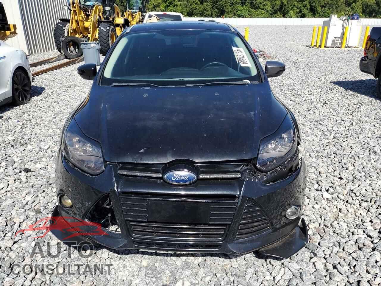FORD FOCUS 2012 - 1FAHP3N20CL282465