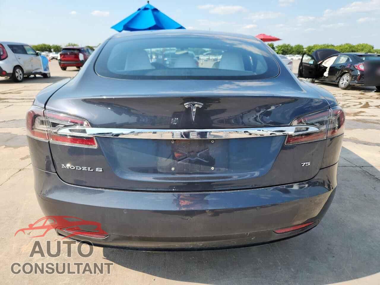 TESLA MODEL S 2017 - 5YJSA1E16HF214601