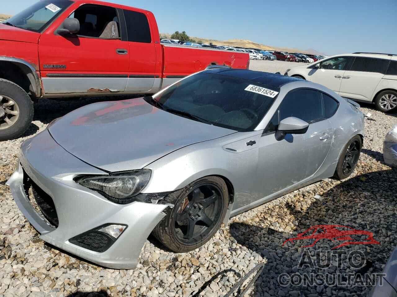 TOYOTA SCION 2013 - JF1ZNAA16D1715537
