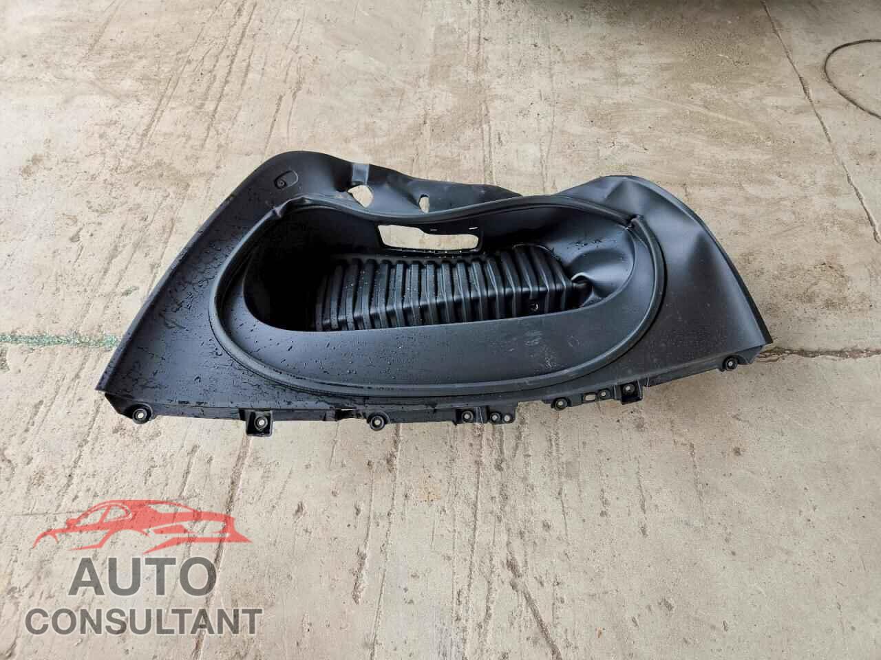 TESLA MODEL 3 2025 - 5YJ3E1EAXSF000596