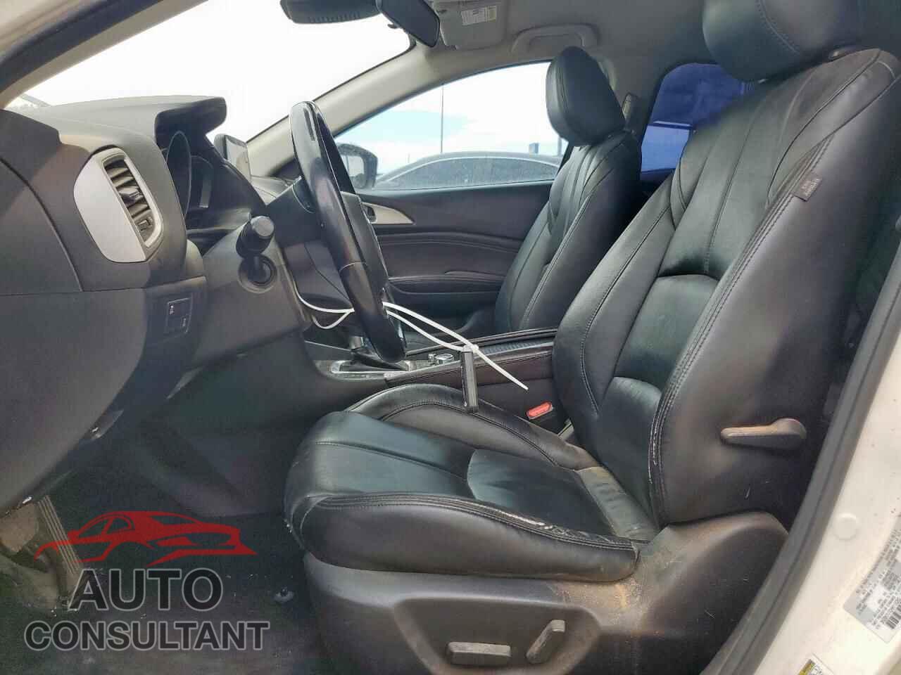 MAZDA 3 2017 - 3MZBN1V70HM116262