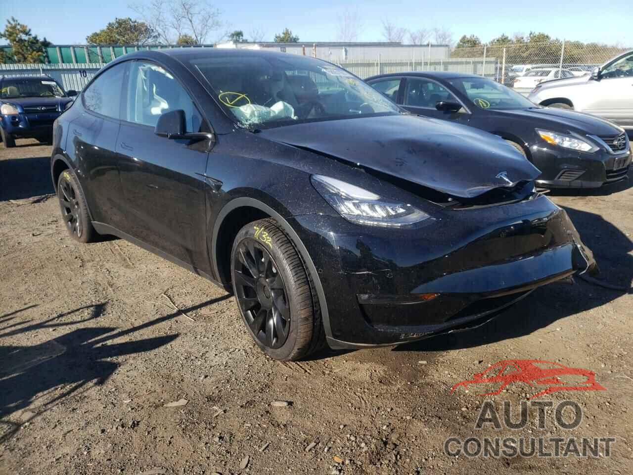 TESLA MODEL Y 2021 - 5YJYGDEE0MF268516