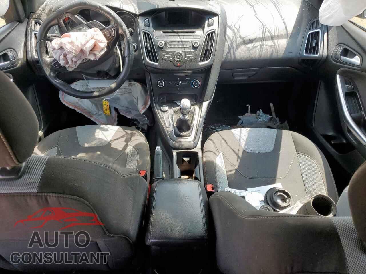 FORD FOCUS 2016 - 1FADP3L91GL396477