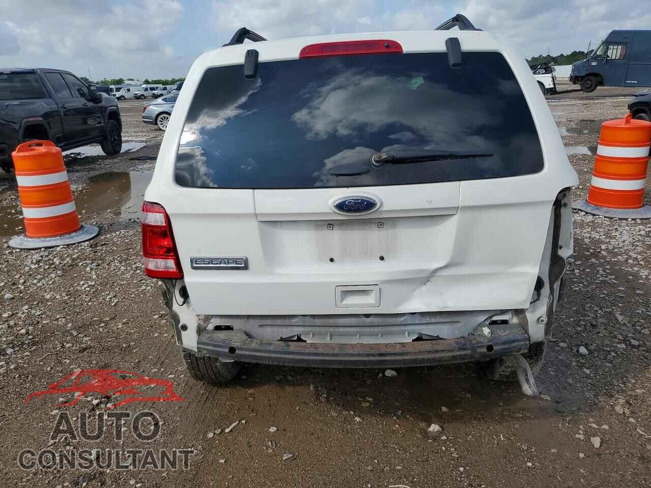 FORD ESCAPE 2011 - 1FMCU0D79BKA77946