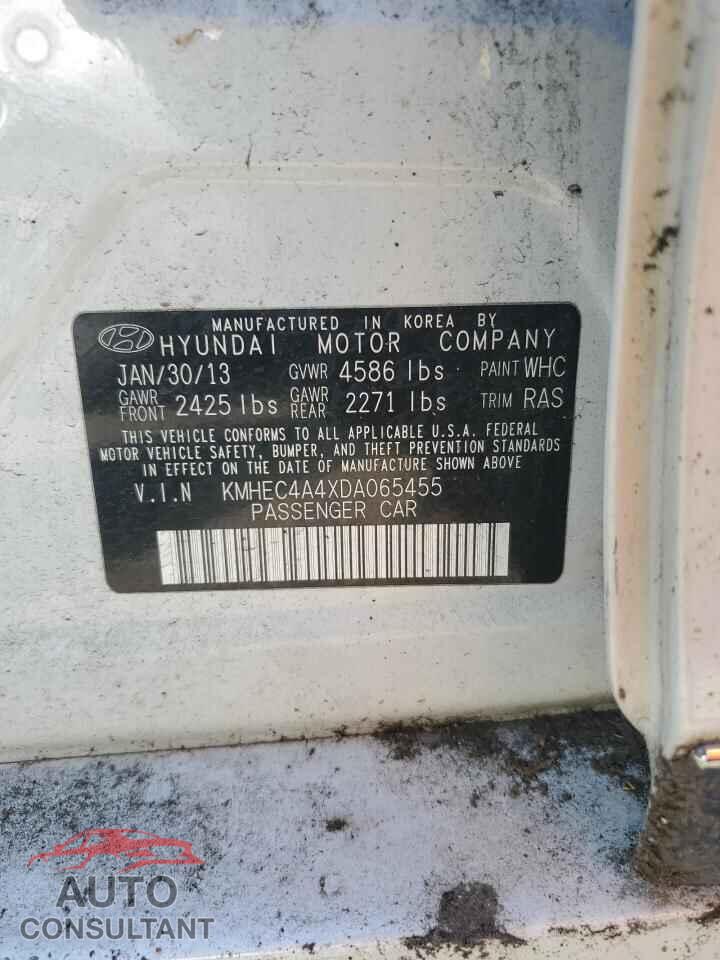 HYUNDAI SONATA 2013 - KMHEC4A4XDA065455