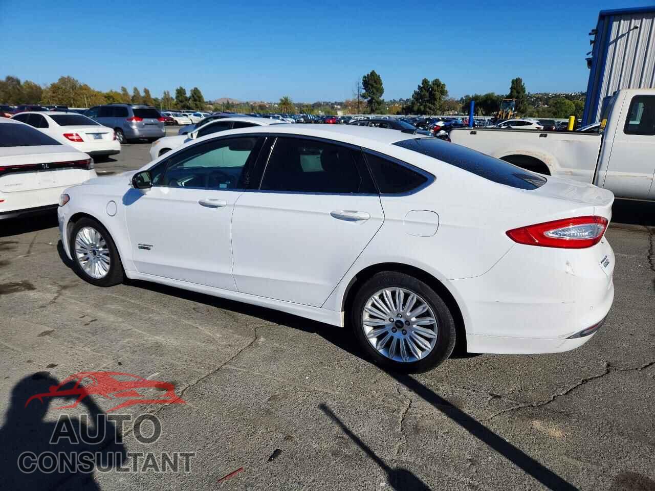 FORD FUSION 2015 - 3FA6P0PU5FR284450