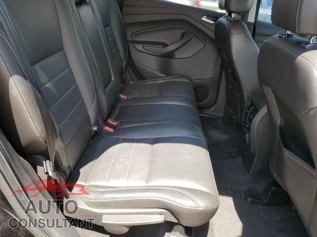 FORD ESCAPE 2015 - 1FMCU0J97FUC55918