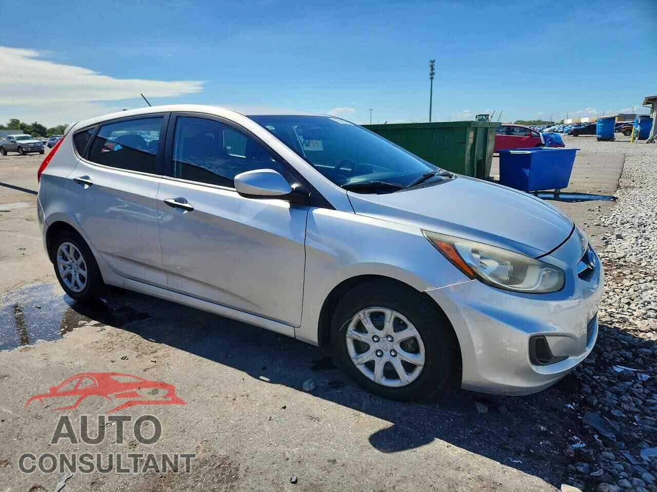 HYUNDAI ACCENT 2013 - KMHCT5AE2DU076535
