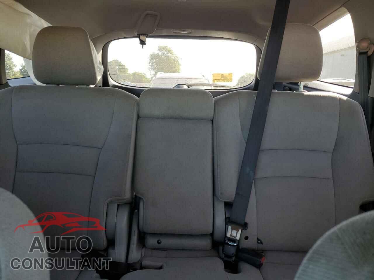 HONDA PILOT 2019 - 5FNYF6H13KB050879