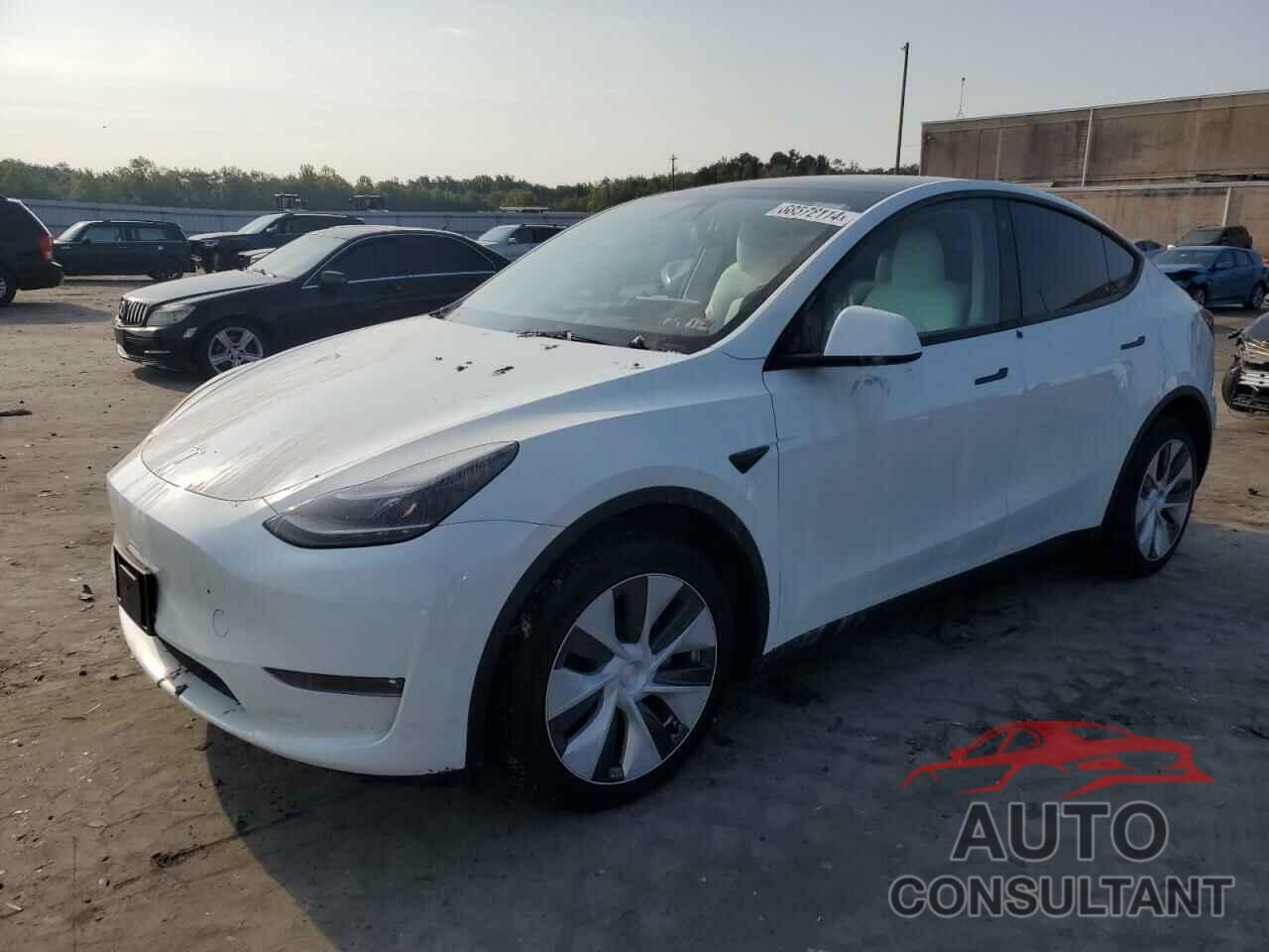 TESLA MODEL Y 2023 - 7SAYGDEE5PF638950