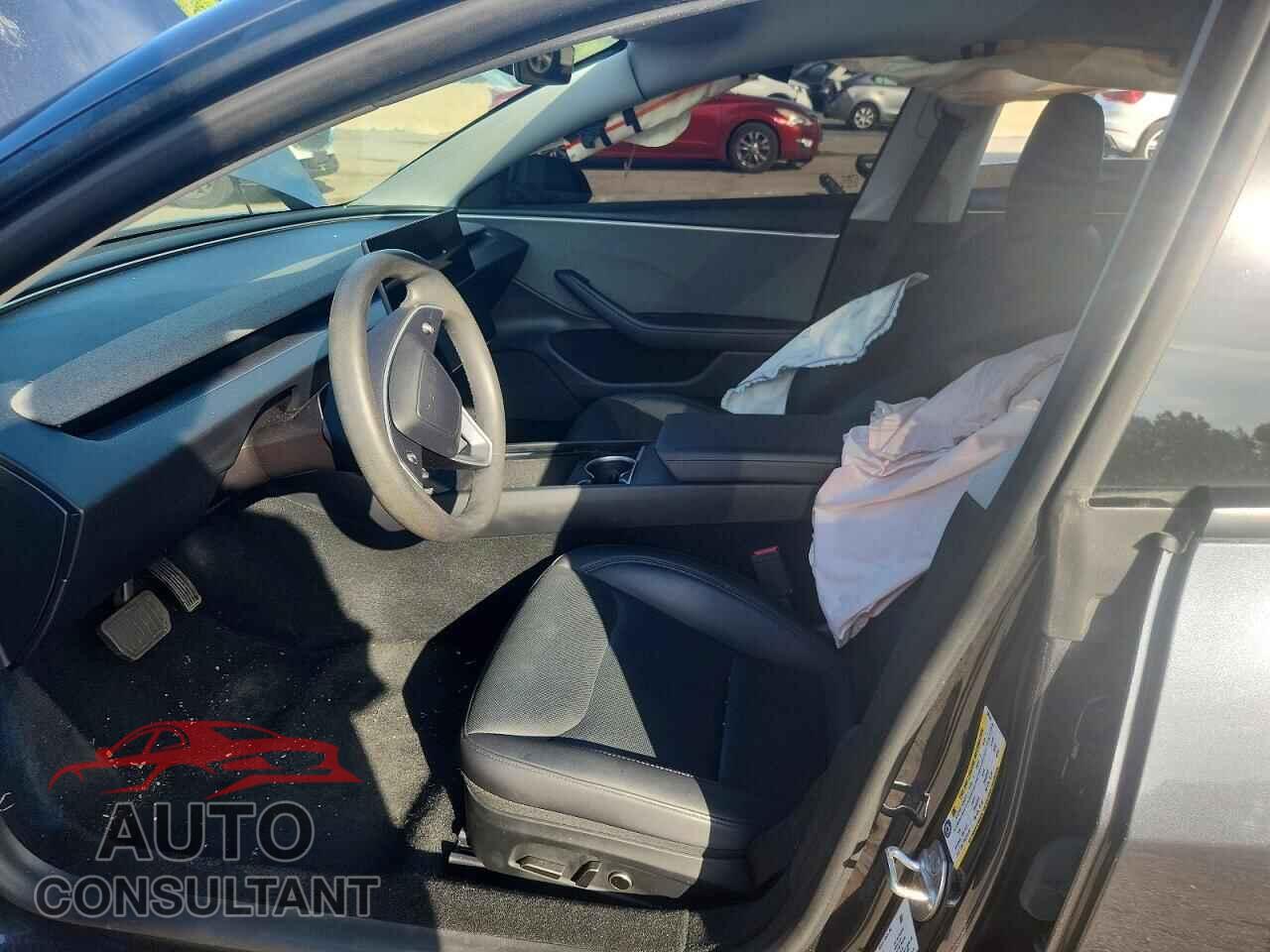 TESLA MODEL 3 2025 - 5YJ3E1EA0SF986320