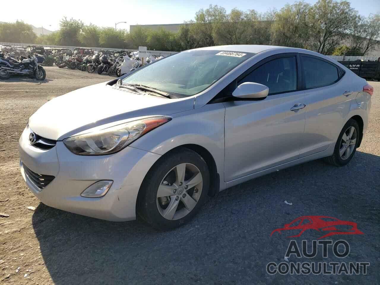 HYUNDAI ELANTRA 2013 - KMHDH4AE7DU955948