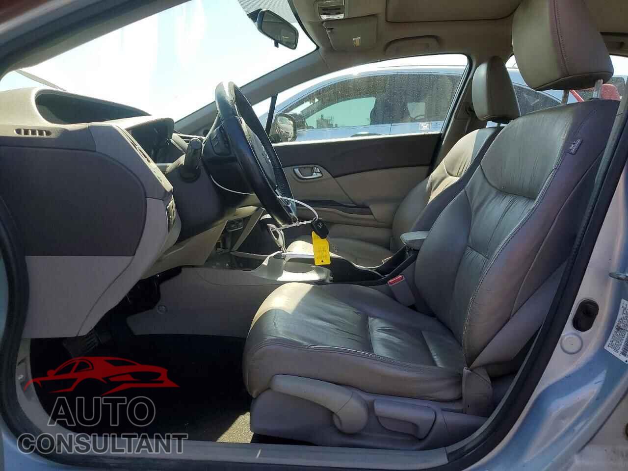 HONDA CIVIC 2012 - 2HGFB2F90CH520156