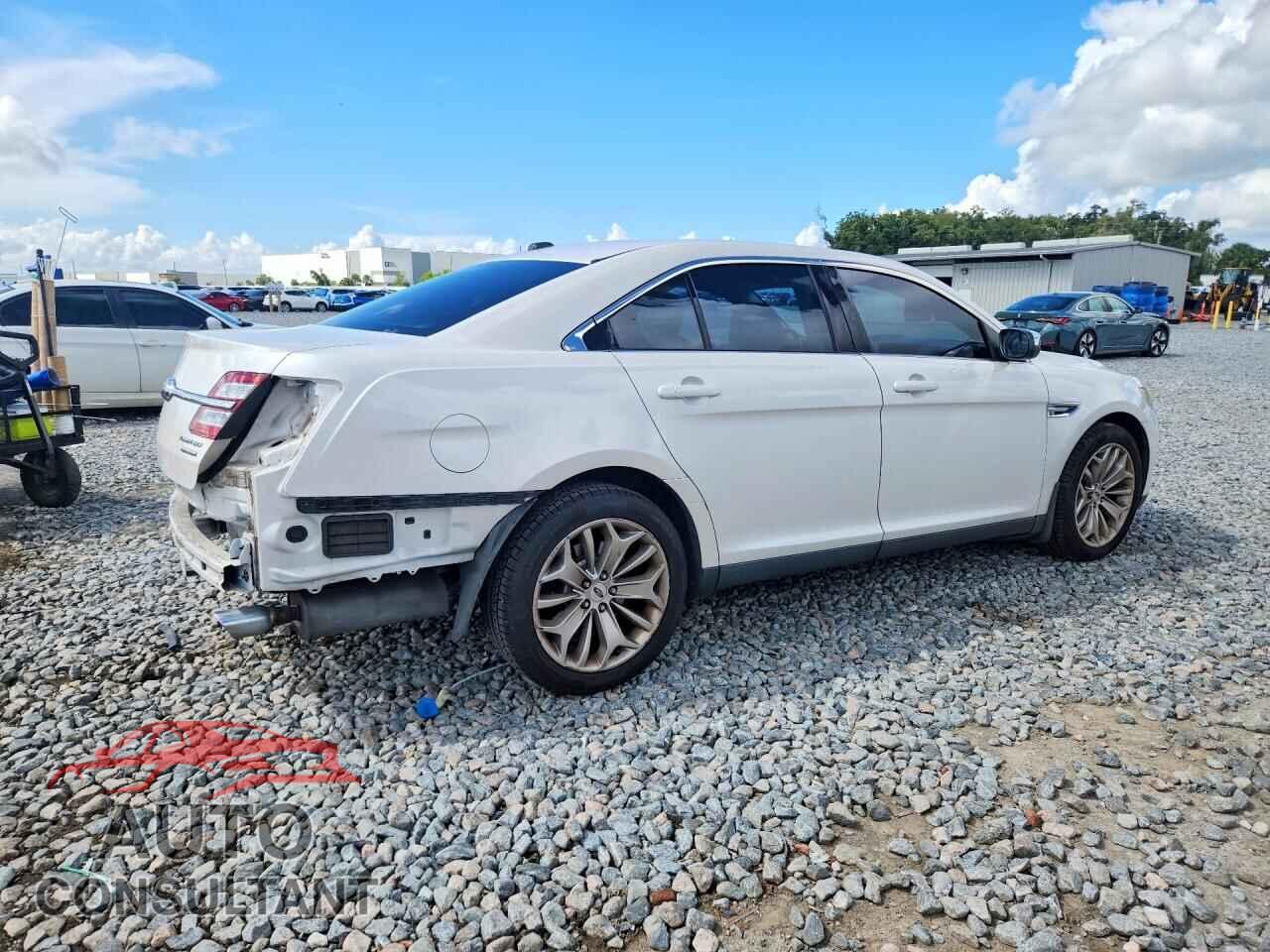 FORD TAURUS 2015 - 1FAHP2F84FG134183