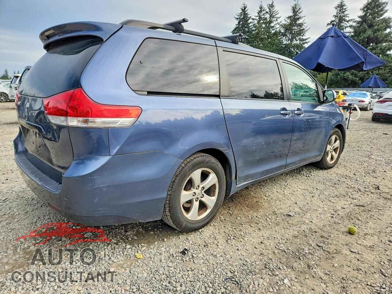 TOYOTA SIENNA 2014 - 5TDKK3DC9ES517536