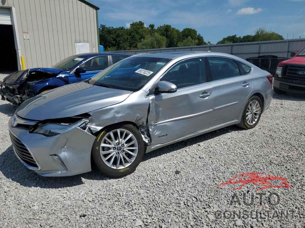 TOYOTA AVALON 2018 - 4T1BD1EB3JU063001