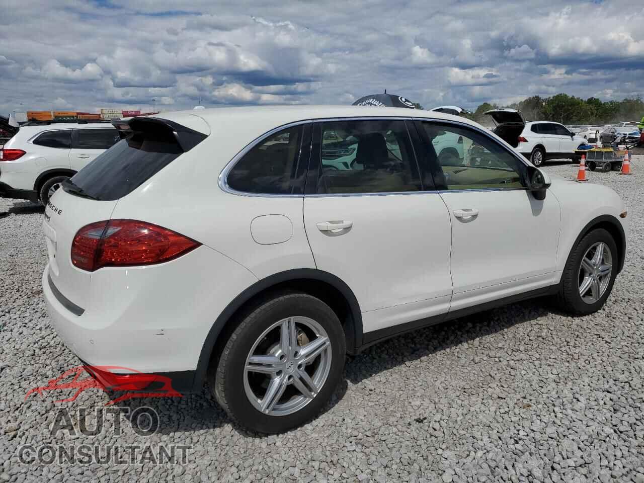 PORSCHE CAYENNE 2011 - WP1AB2A25BLA42531