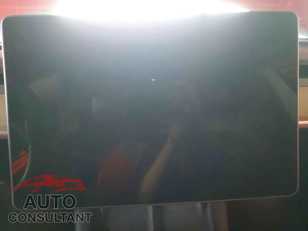 TESLA MODEL 3 2022 - 5YJ3E1EB7NF285464