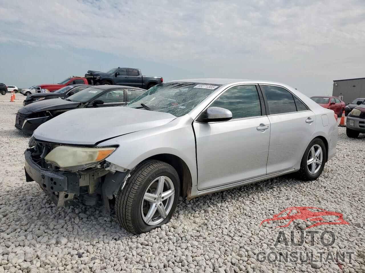 TOYOTA CAMRY 2014 - 4T4BF1FK8ER430396