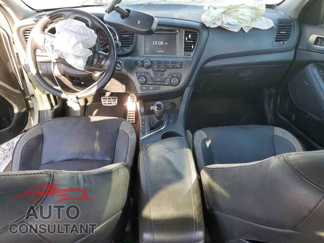 KIA OPTIMA 2012 - 5XXGR4A6XCG010097
