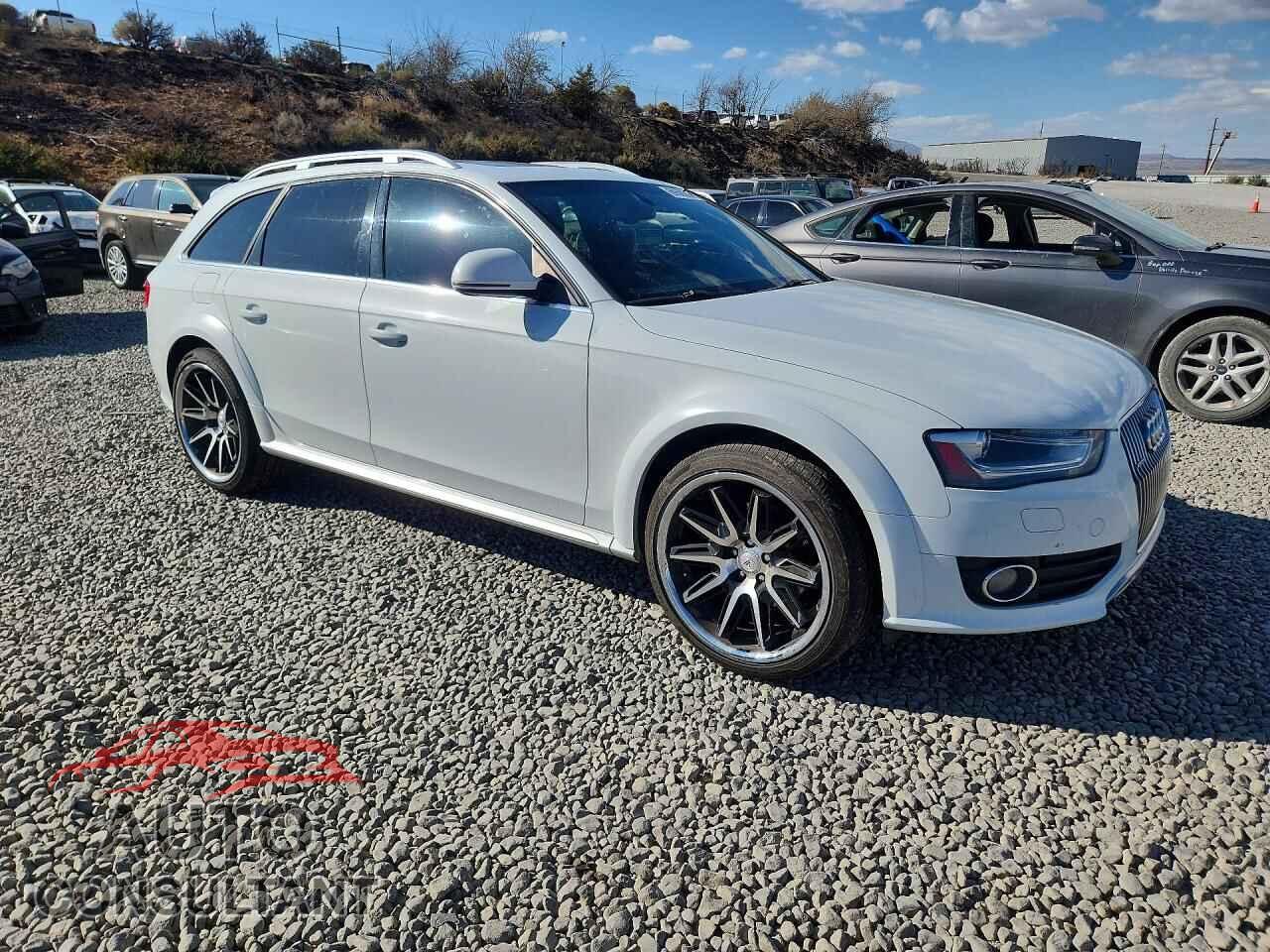 AUDI A4 2015 - WA1UFAFL5FA124365
