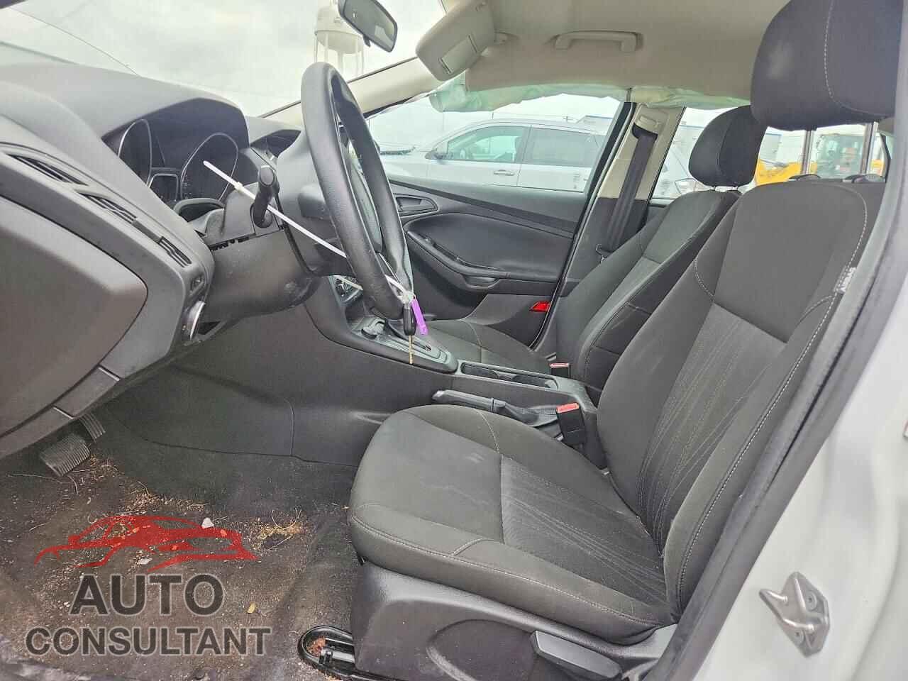 FORD FOCUS 2015 - 1FADP3E2XFL366764