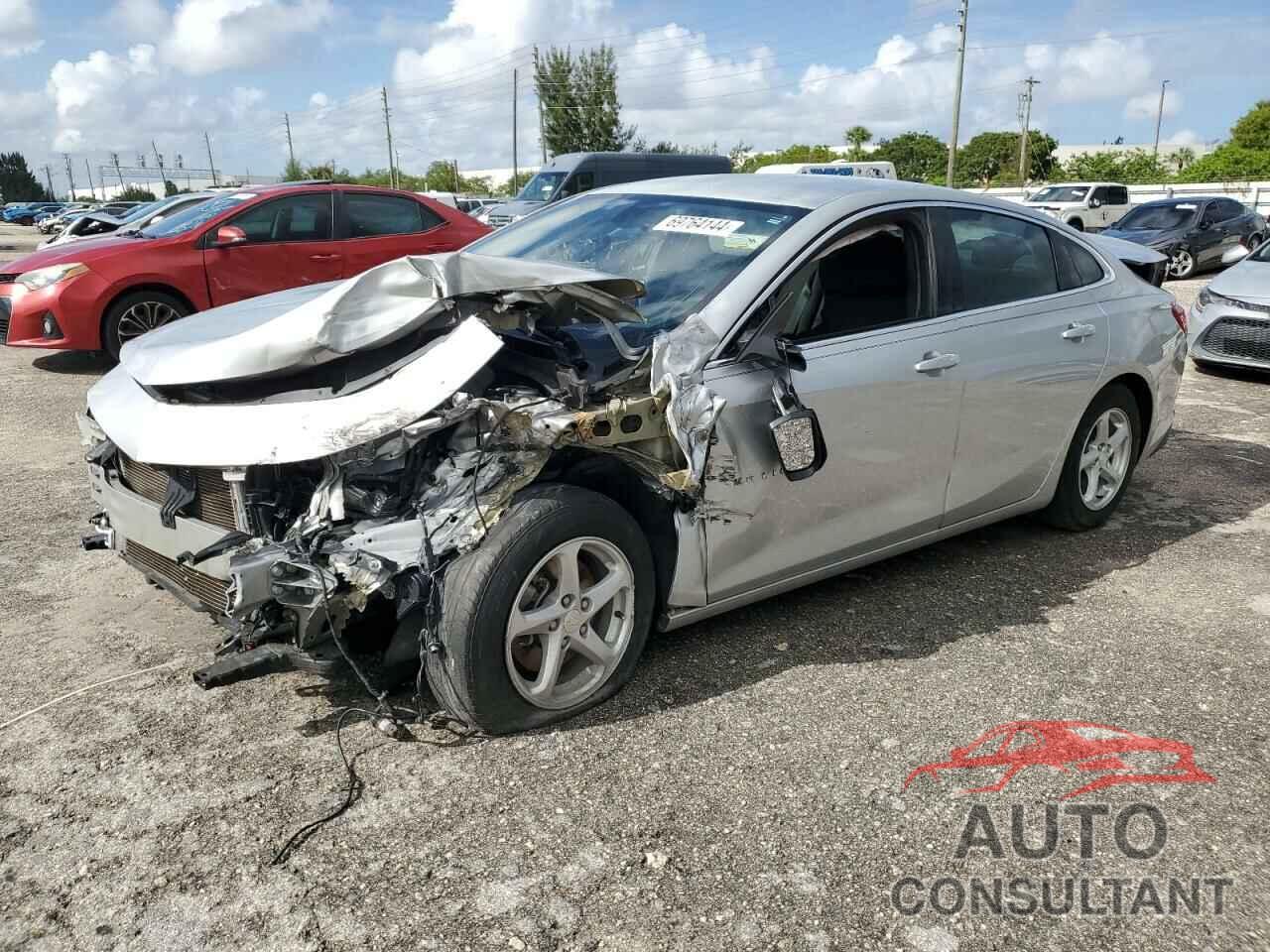 CHEVROLET MALIBU 2018 - 1G1ZB5ST5JF108272