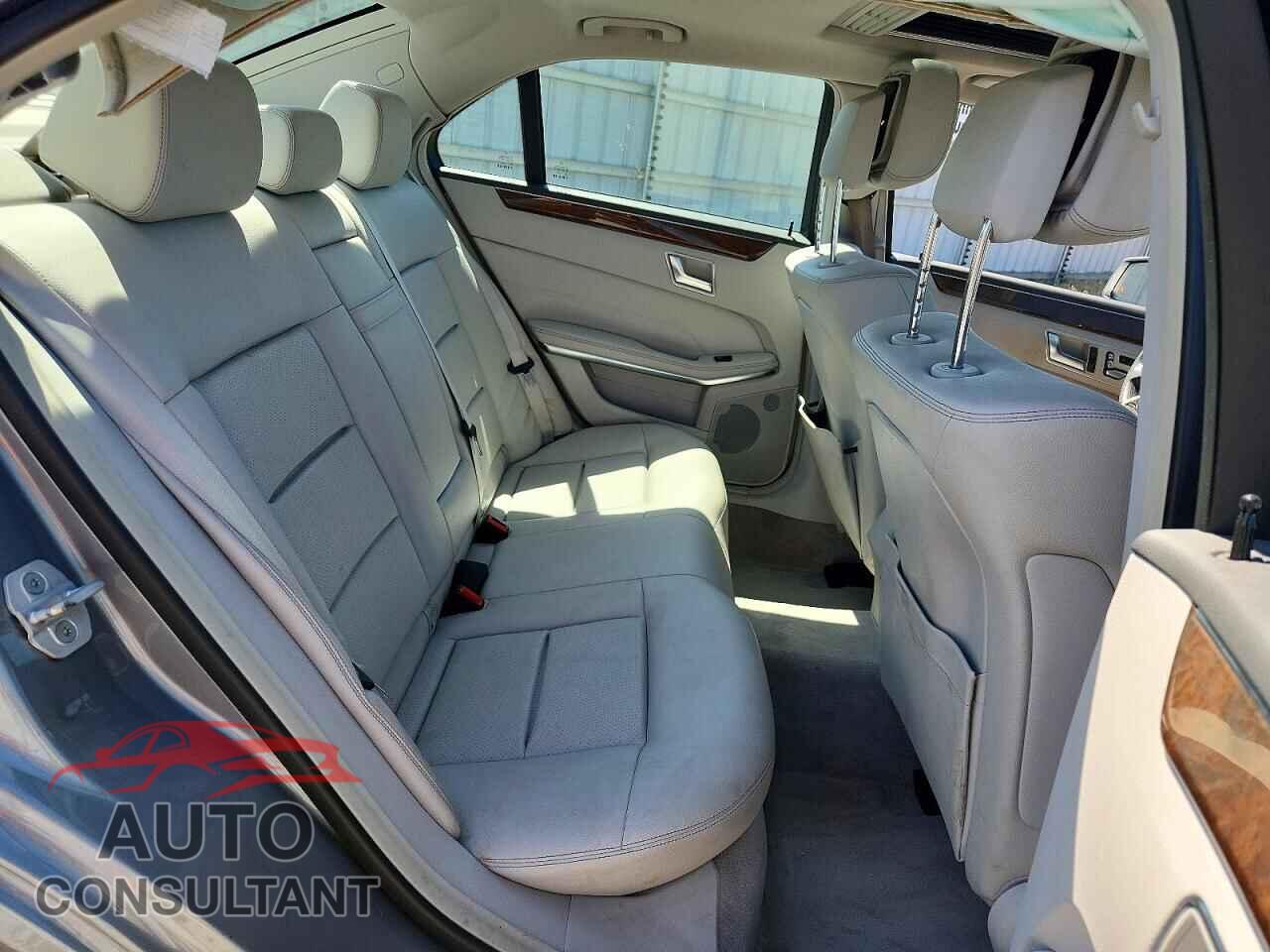 MERCEDES-BENZ E-CLASS 2014 - WDDHF5KB3EA870135