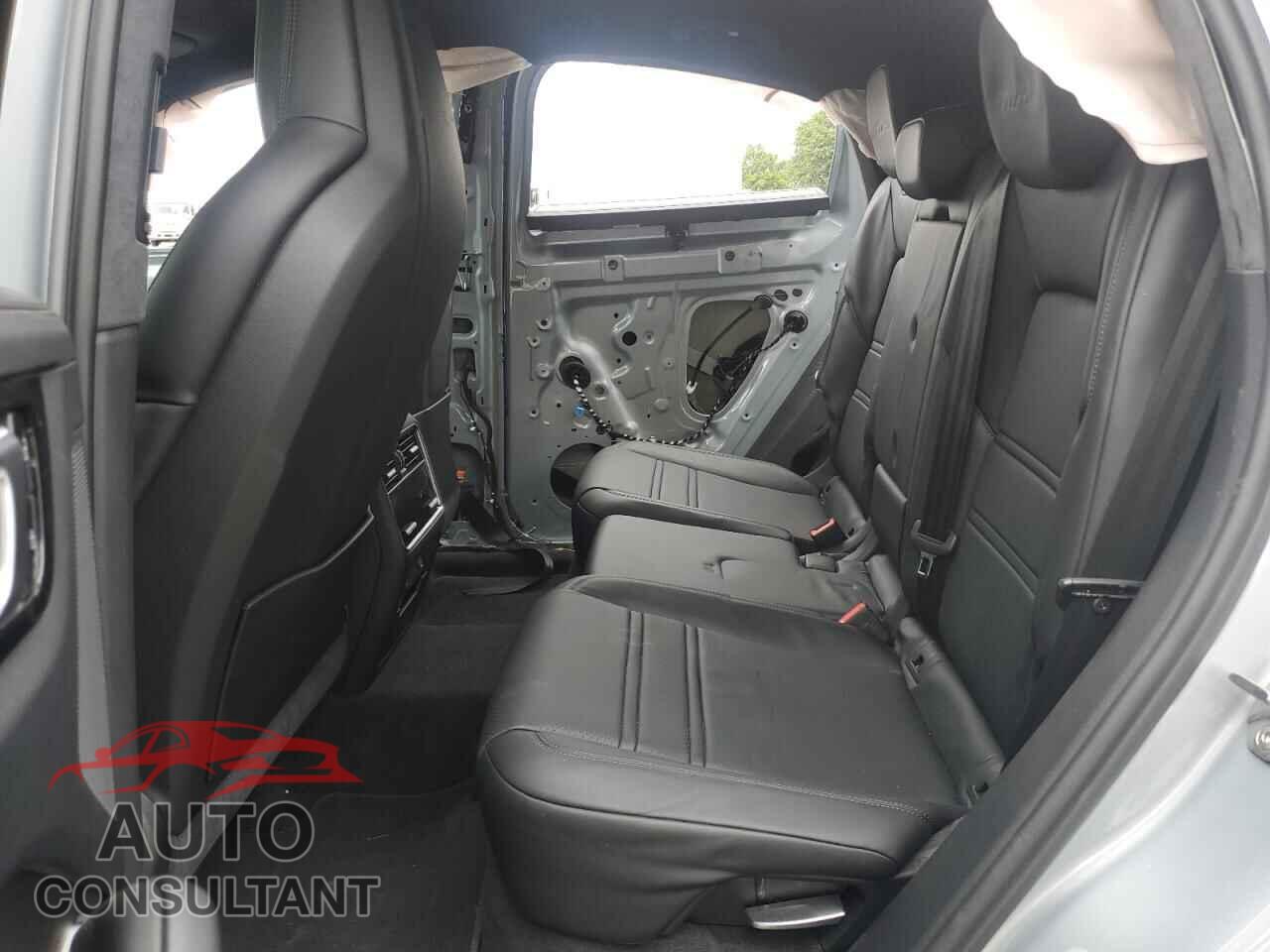 PORSCHE CAYENNE 2020 - WP1BF2AY2LDA65337