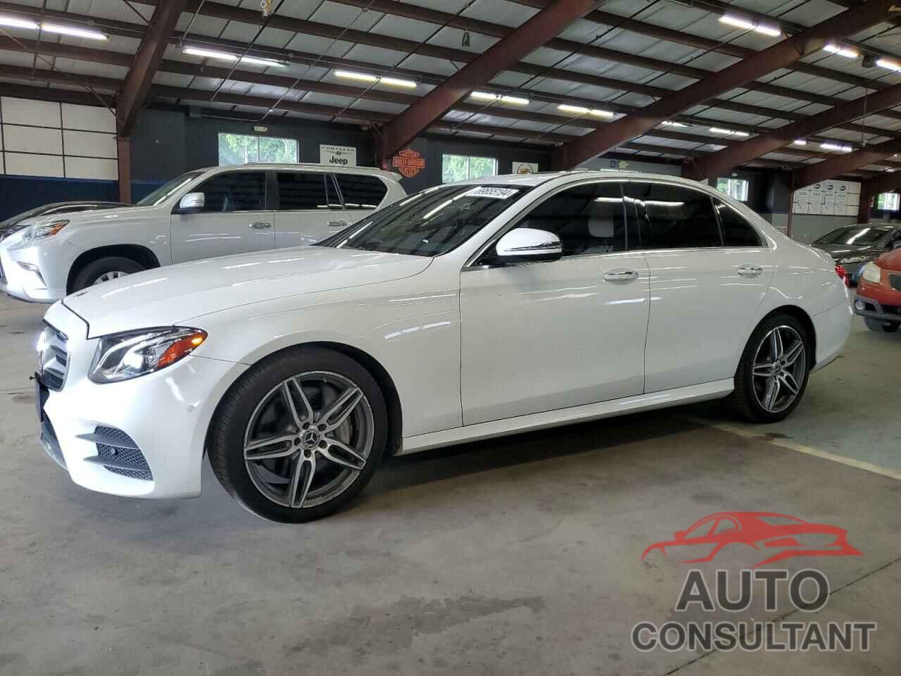 MERCEDES-BENZ E-CLASS 2018 - WDDZF4KB0JA307648
