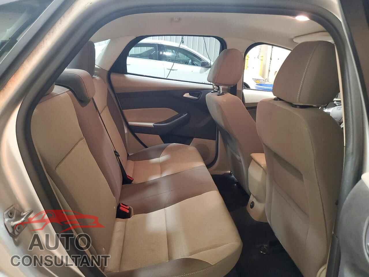 FORD FOCUS 2014 - 1FADP3F21EL224316