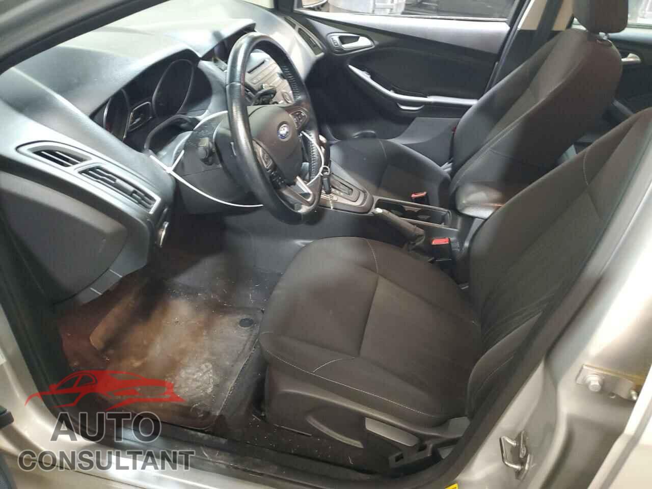 FORD FOCUS 2016 - 1FADP3F25GL219154