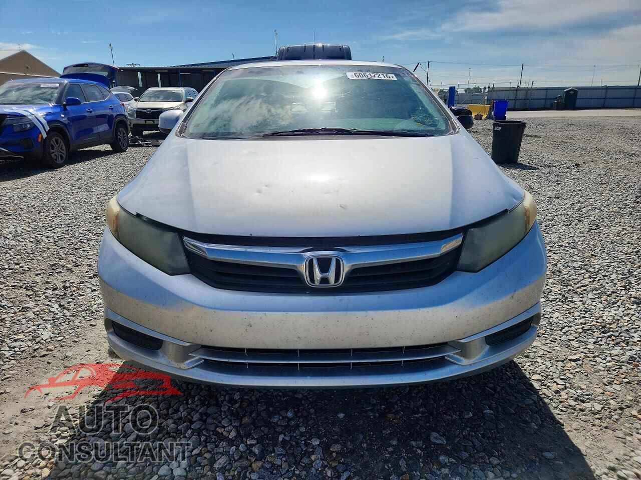 HONDA CIVIC 2012 - 2HGFB2F86CH328456