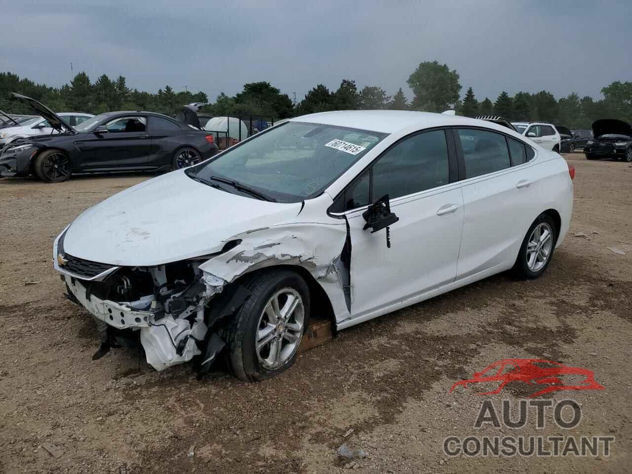 CHEVROLET CRUZE 2017 - 1G1BE5SM7H7275481