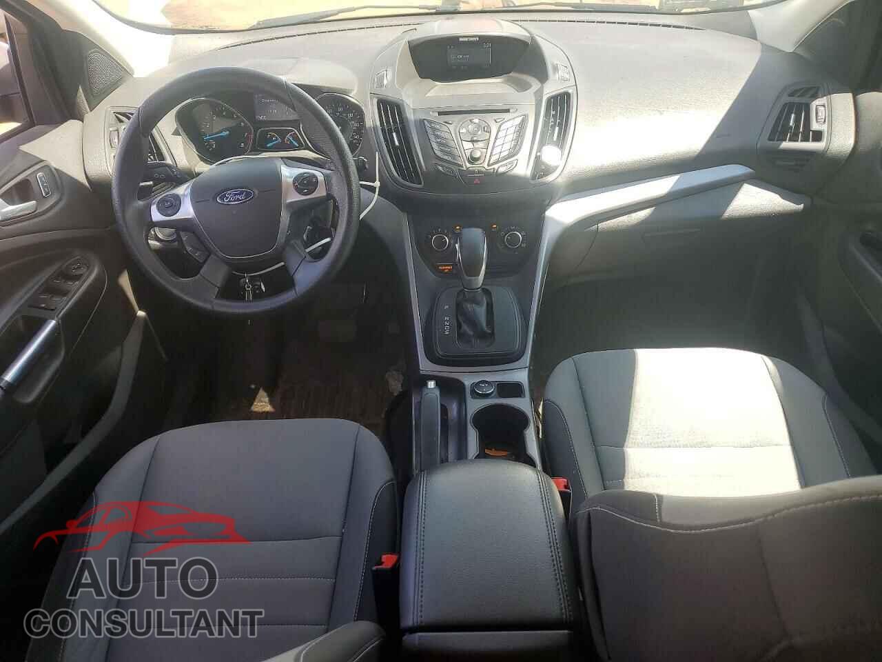 FORD ESCAPE 2015 - 1FMCU9GX4FUB06523