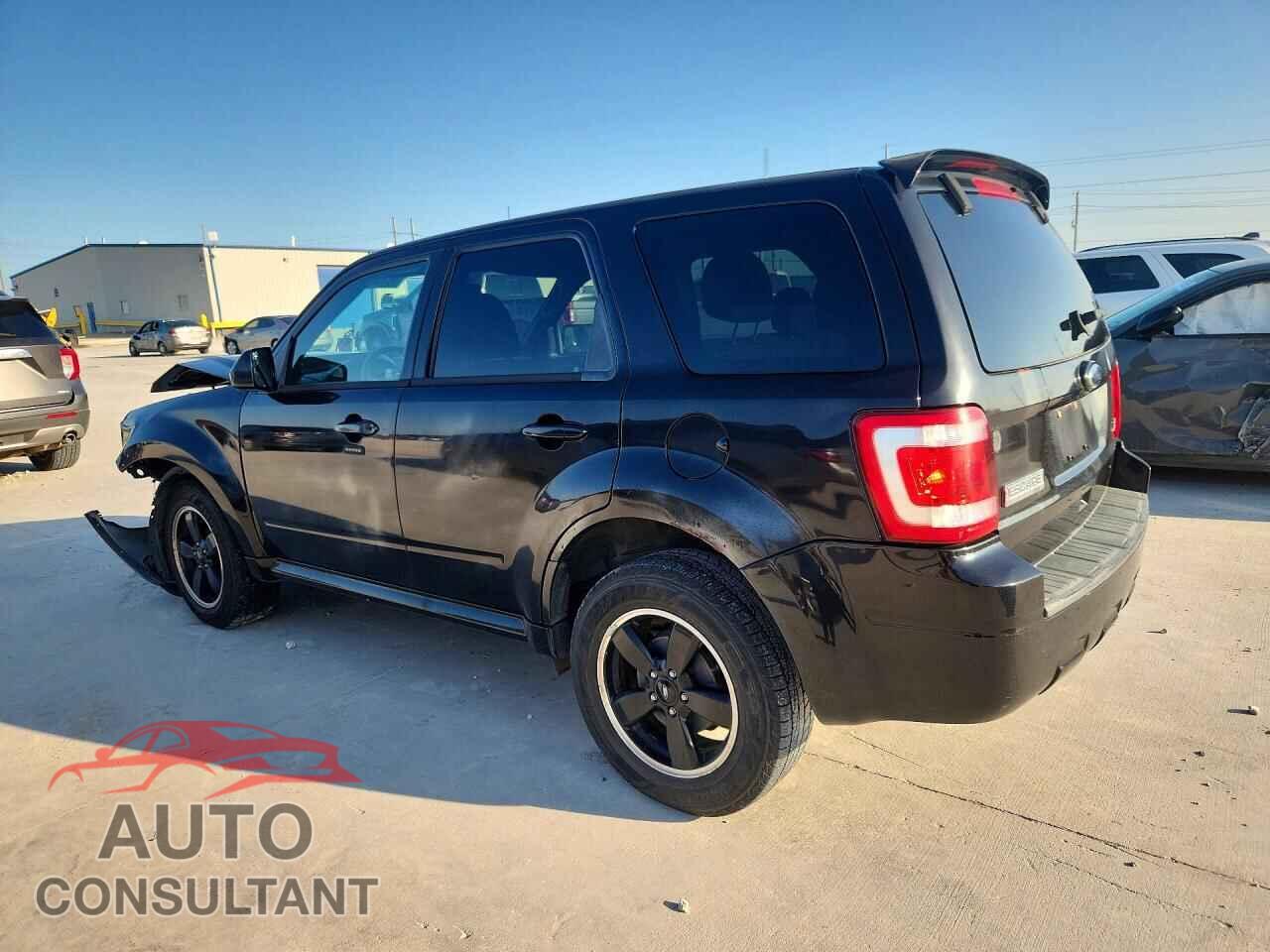 FORD ESCAPE 2011 - 1FMCU9DG2BKA68364