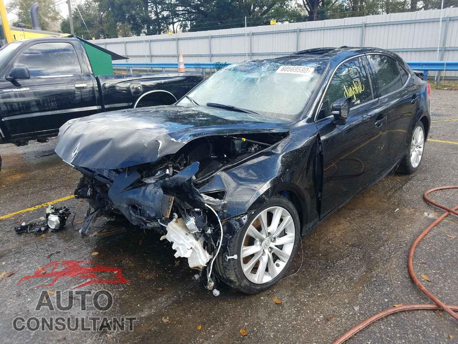 LEXUS IS 2016 - JTHBA1D2XG5018007