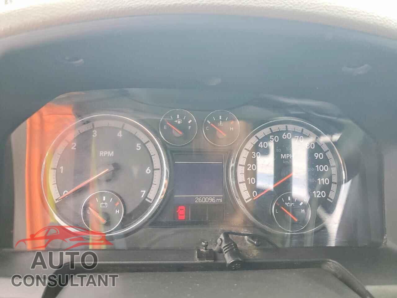 DODGE RAM 1500 2012 - 1C6RD7LT0CS241017