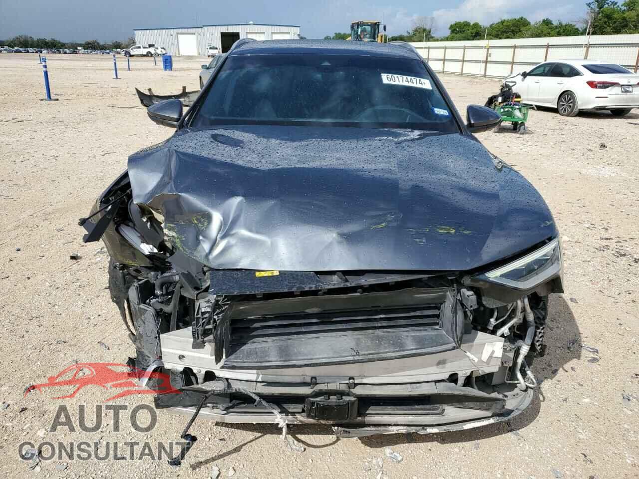 AUDI E-TRON 2019 - WA1VAAGE9KB007332