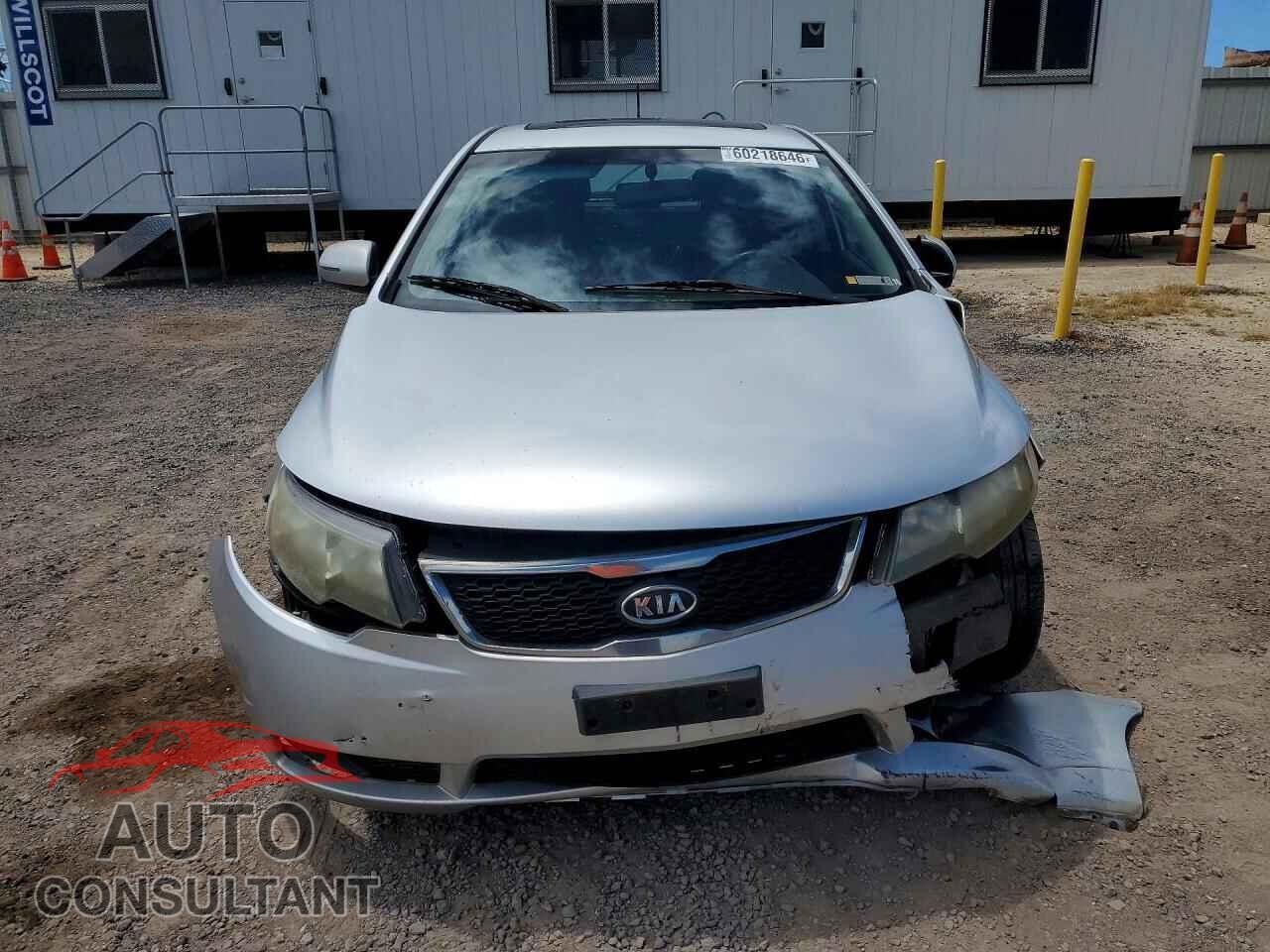 KIA FORTE 2012 - KNAFU5A28C5547226