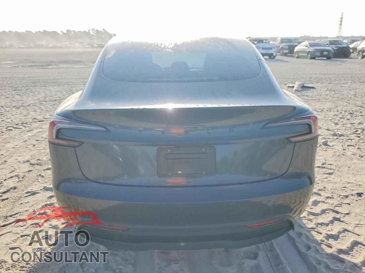 TESLA MODEL 3 2026 - 5YJ3E1EA6TF116153