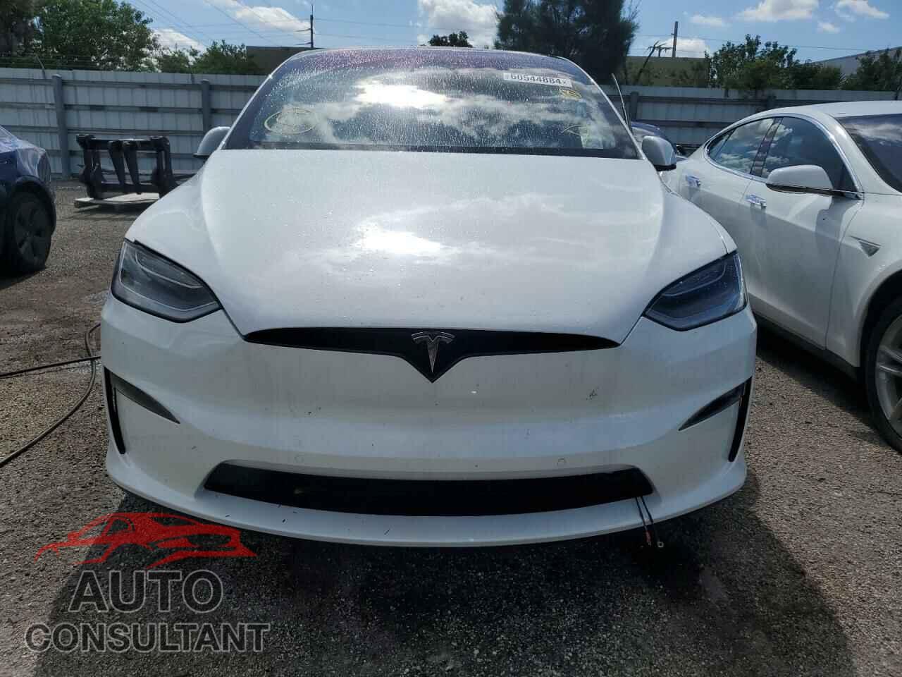 TESLA MODEL X 2023 - 7SAXCBE5XPF365726