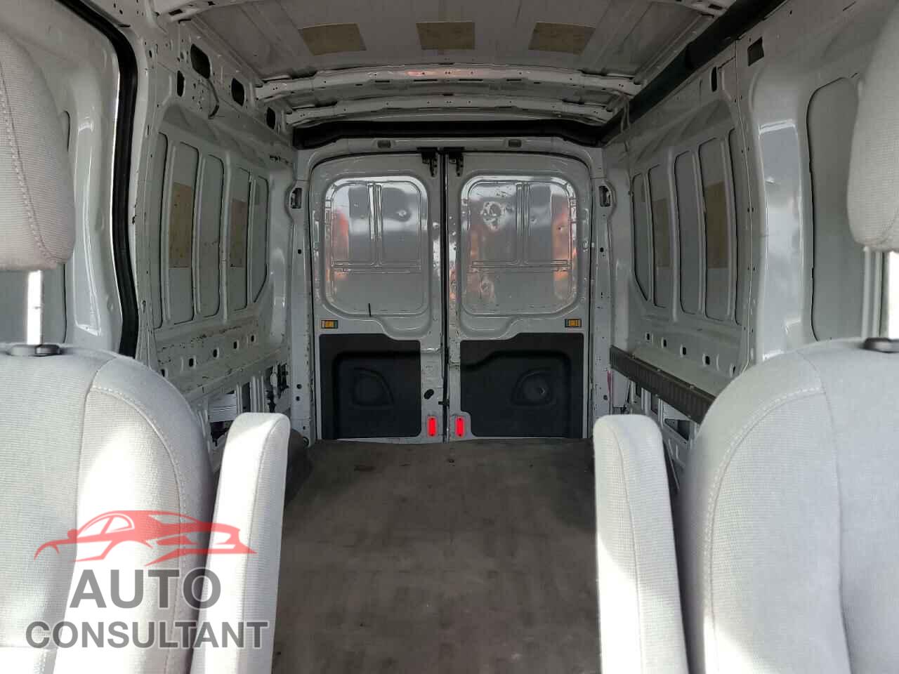 FORD TRANSIT 2015 - 1FTNR2CM2FKB04458