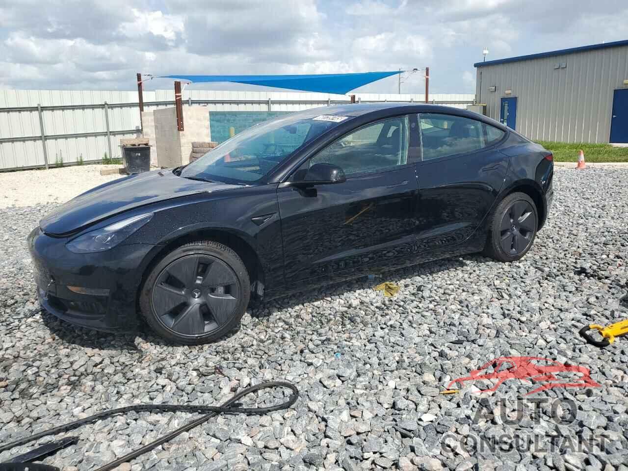 TESLA MODEL 3 2023 - 5YJ3E1EAXPF452359