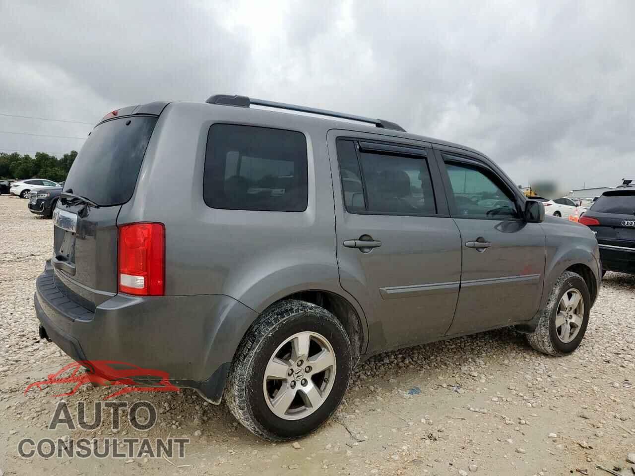 HONDA PILOT 2011 - 5FNYF3H72BB031369