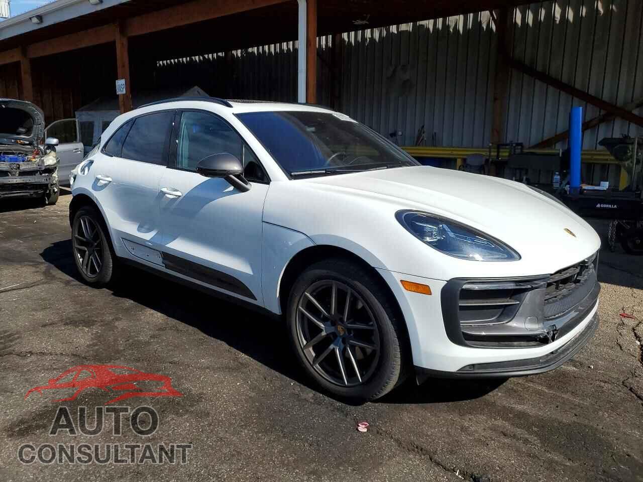 PORSCHE MACAN 2024 - WP1AA2A54RLB20403