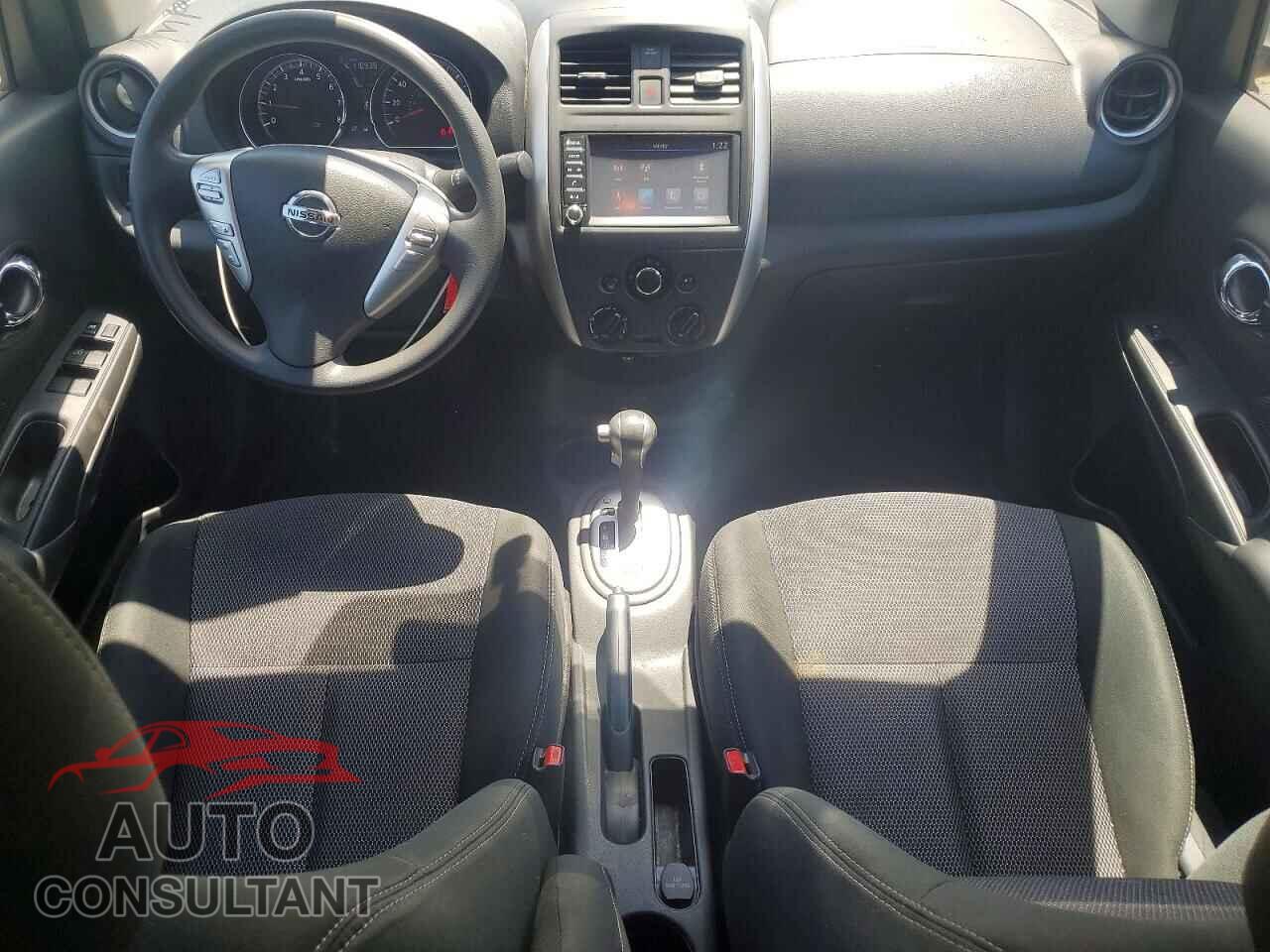 NISSAN VERSA 2019 - 3N1CN7AP3KL879649